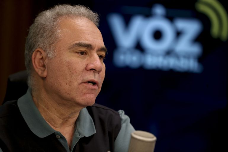 Ministro anuncia doação de 86,7 milhões de doses de vacina da covid-19