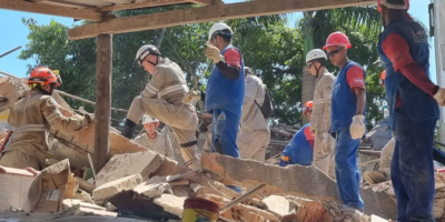 Mulher morre após prédio desabar em Vila Velha