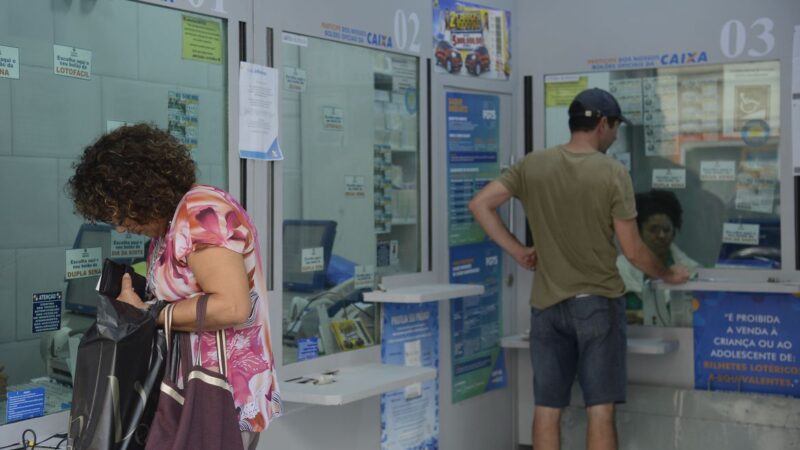 Mega deste sábado deve pagar prêmio de R$ 45 mi