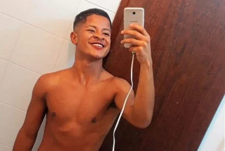 Autor de facadas contra editor da Globo torna-se réu