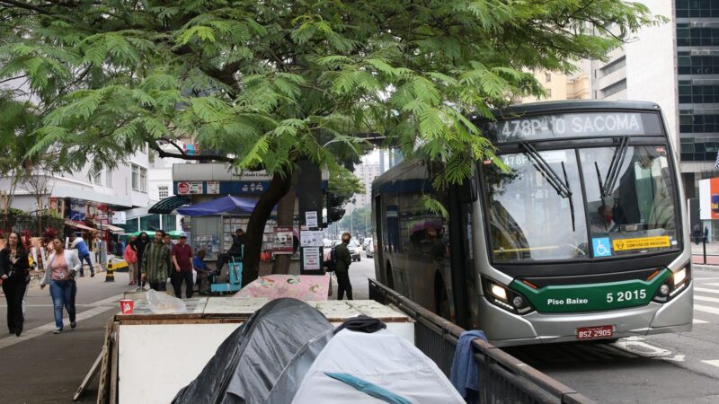 Covid: Brasil registra 15,5 mil casos e 26 mortes em 24h