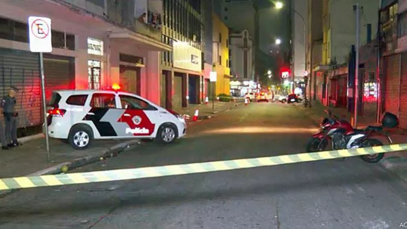 Estudante morre após policial reagir a arrastão em SP