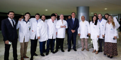 Médicos Pelo Brasil: Governo contrata 529 profissionais