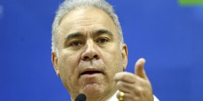 Queiroga: “Vamos ter que conviver com a Covid”