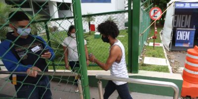 Enem 2021: 22 estudantes tiraram nota máxima na redação