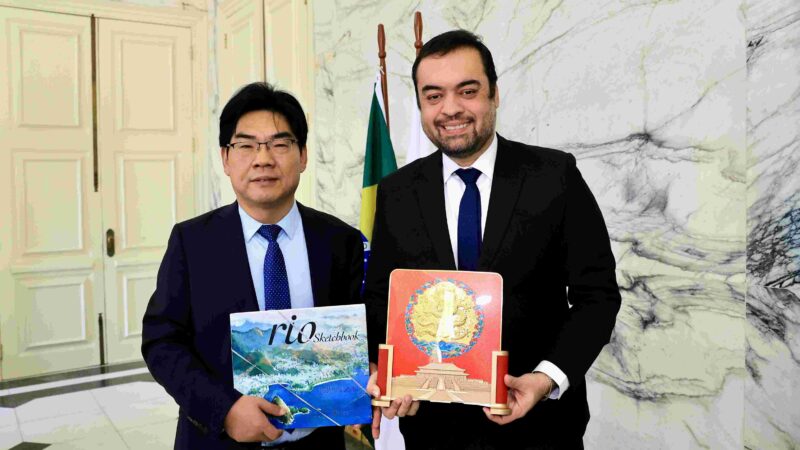 Governador recebe comitiva de estatal chinesa especializada em medicina nuclear