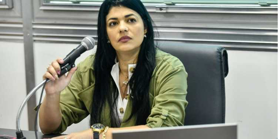 Deputada Alana Passos aciona MP para impedir aumento na tarifa dos trens em 2022