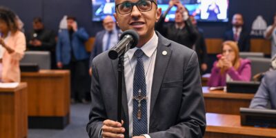 Deputado Márcio Gualberto apresenta campanha contra o uso da linha chilena