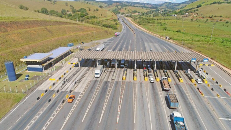 Agora é lei: Legislação autoriza governo a acabar com tarifa pedágio mais cara nos fins de semana