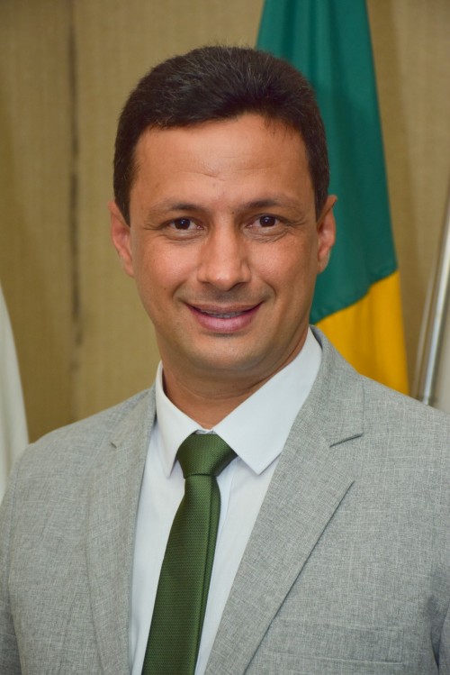 Prefeito de Italva irá receber Medalha Tiradentes