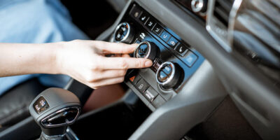 Alerj quer multa para aplicativos de transporte que cobrarem adicional por ar-condicionado