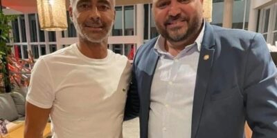 Senador Romário ganha a Medalha Tiradentes da Alerj