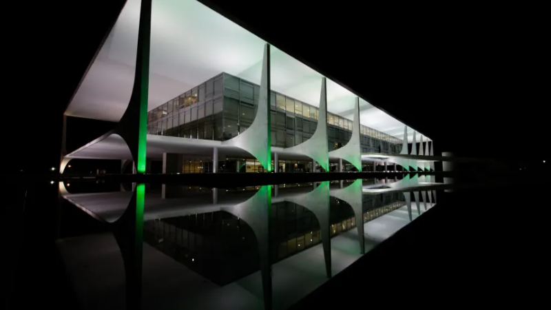 Quaest: Lula tem 46%; Bolsonaro 29%; Ciro 7%; Doria e Janones 3%; Tebet e d’Avila 1%