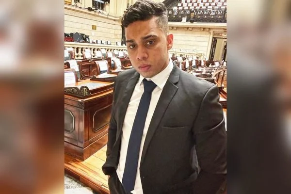 Câmara aprova inclusão de duas denúncias contra Gabriel