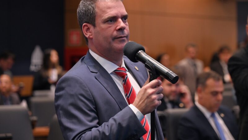 Deputado quer punir com multa quem realizar falsa vaquinha online