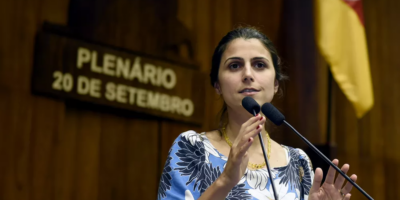 Manuela d’Ávila anuncia que não concorrerá nas eleições