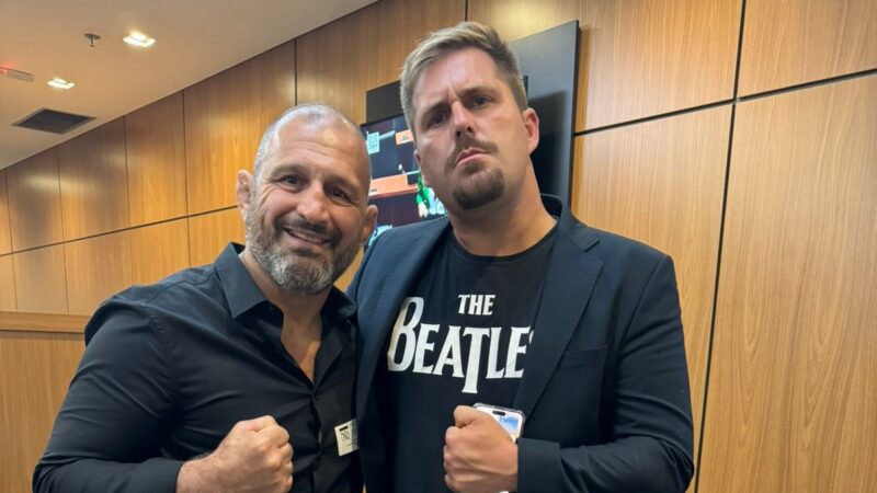 Ralph Gracie visita Alerj e esbanja simpatia