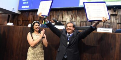 Ministro do Turismo recebe título de Cidadão do Estado do Rio de Janeiro e Medalha Tiradentes