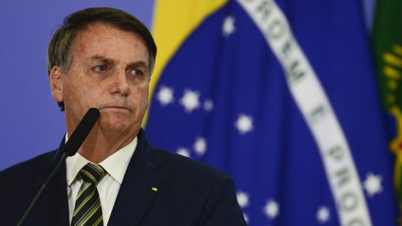 Bolsonaro diz que Moraes “quer censurar mídias sociais”