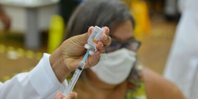 Covid: Brasil registra 22 mortes em 24h, menor número desde março de 2020