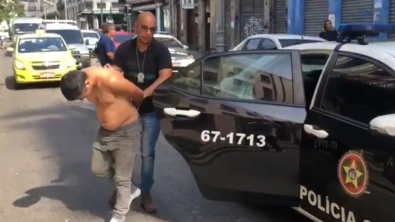 Policiais civis prendem pai acusado de abuso sexual contra a filha de 12 anos no Rio
