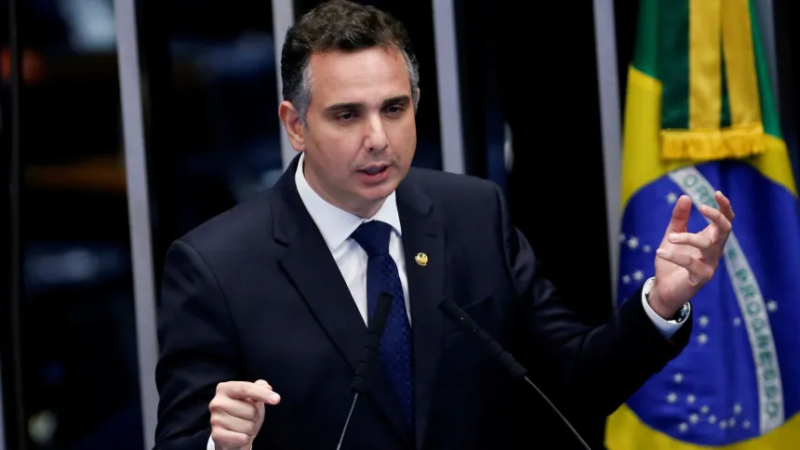 Pacheco negocia proposta para limitar indulto