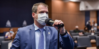 Deputado propõe projeto para ajudar a reduzir número de gestações não planejadas