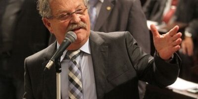 Pai do ex-vereador Jairinho, coronel Jairo assume vaga na Alerj