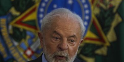 Aprovação de Lula cai de 54,1% para 51,6%
