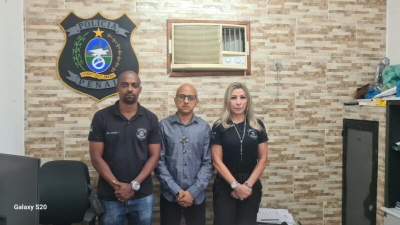 Presidente da Comissão de Segurança Pública da Alerj visita unidades prisionais de Bangu