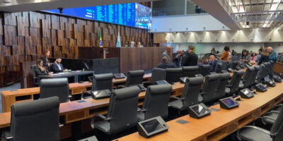 IPVA pode ser parcelado em 12 vezes, aprova Alerj