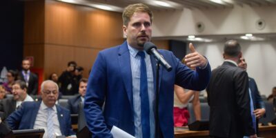 Investigação contra deputado Thiago Gagliasso por suposto discurso transfóbico é arquivada