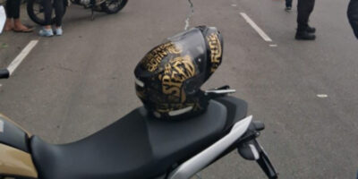 Dura da PM passa a obrigar motociclistas a tirarem os capacetes