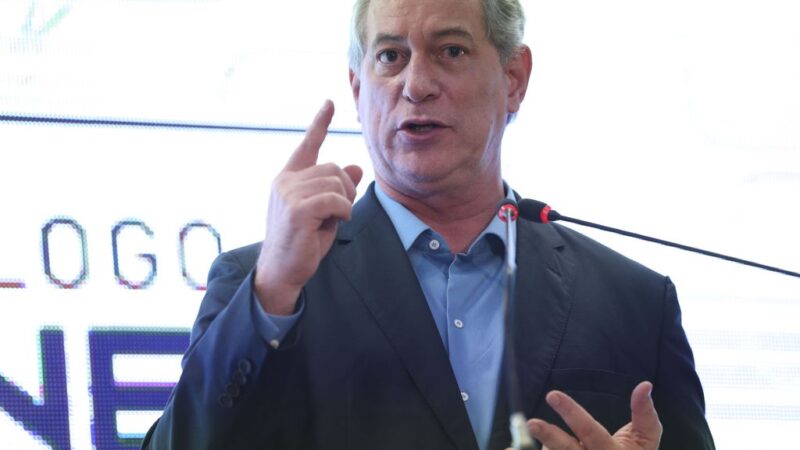 Ciro critica ‘quem deserta por carguinho de ministro’