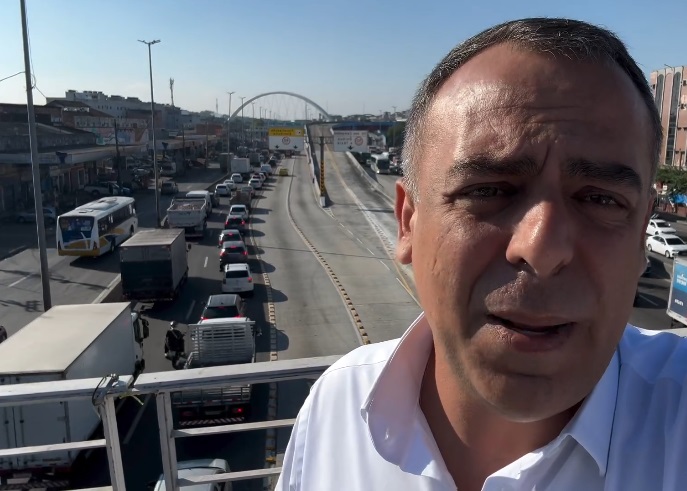 Deputado quer anistia de multas para motoristas na Av. Brasil