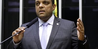 Confirmação de Otoni de Paula no MDB muda xadrez eleitoral do PTB no Rio