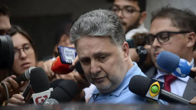 Garotinho pede ao União Brasil para concorrer ao governo do Rio