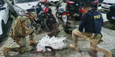 PRF recupera motos roubadas e apreende drogas em Caxias