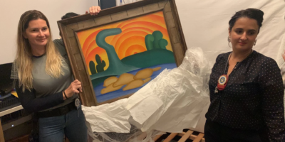 Filha que deu golpe milionário na mãe a ameaçou com faca no pescoço, segundo a polícia