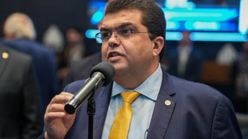 Hospitais deverão alertar sobre legibilidade de receitas médicas