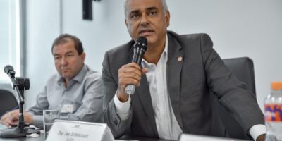 Jair Bittencourt quer gratificação para engenheiros agrônomos que atuam na Defesa Agropecuária