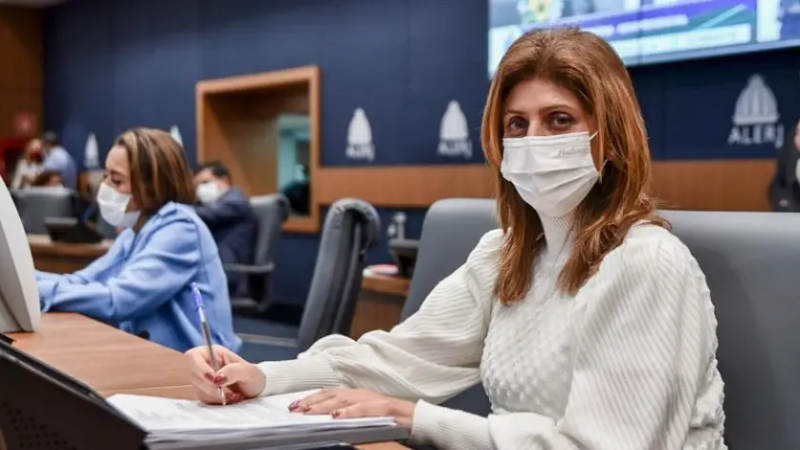 Célia Jordão solicita ampliação da segurança na Vila do Abraão