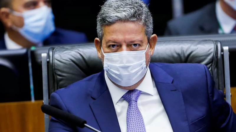 Por unanimidade, STF nega obrigar Lira a analisar impeachments