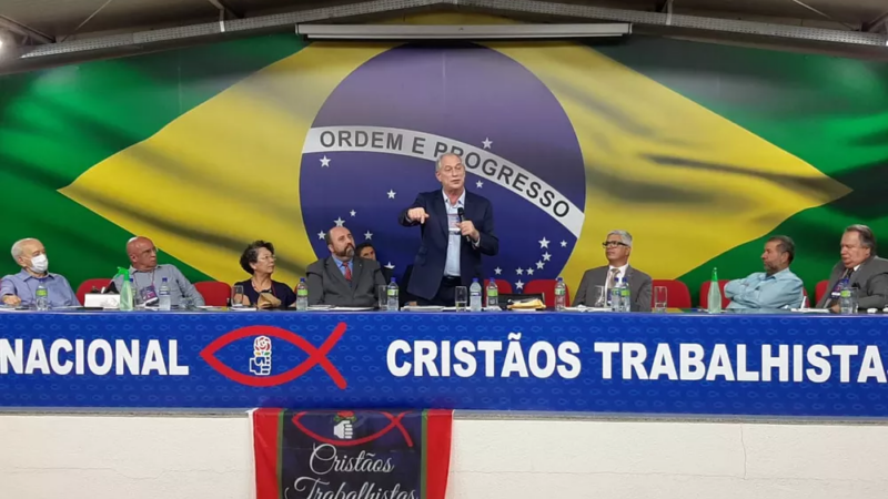 Ciro diz que legalizar aborto não é tarefa de presidente