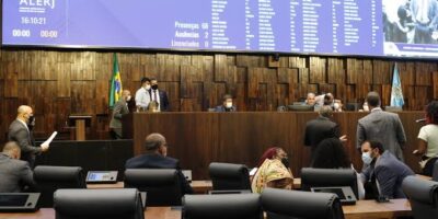 Parlamento Juvenil da Alerj comemora 20 anos