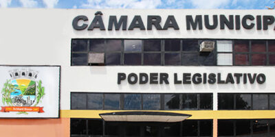 Confusão na Câmara de Belford Roxo tem briga entre vereadores, homem armado e Esquadrão Antibombas