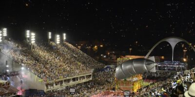 Desfiles terão passaporte da vacina