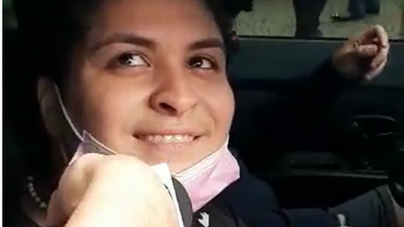 ‘Estou feliz porque estou viva’, diz vítima de médico equatoriano ao ter alta