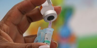 Prefeito quer 4ª dose para maiores de 60 anos