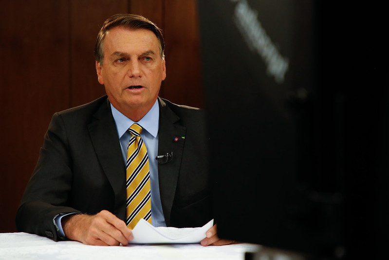 Reprovação à gestão de Bolsonaro contra Covid cai